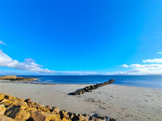 7 Churchview Mews, Salthill, Galway