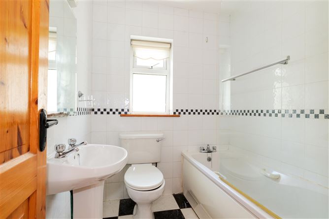 133 River Oaks, Claregalway, Galway