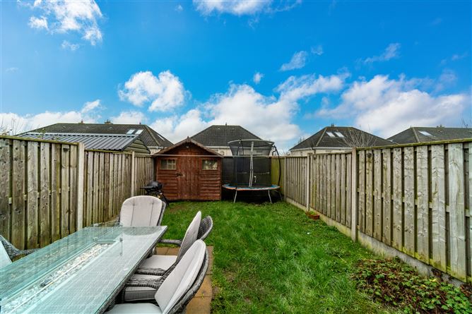  32 Market Square, Newcastle, Dublin