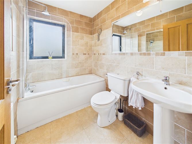 Photo 14 of 19 — 20 Brookhurst, Castle Oaks, Dublin Road, Carlow Town, Carlow