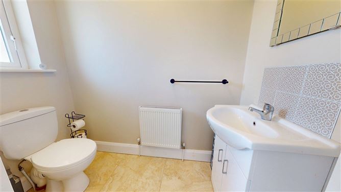 Photo 11 of 33 — 20 College View, Westport Road, Castlebar, Co. Mayo