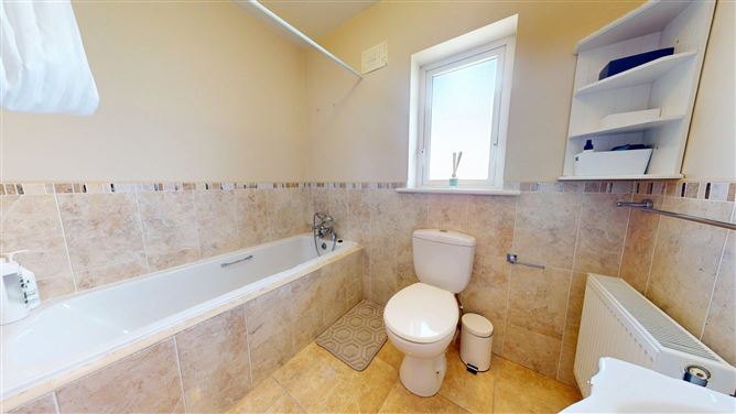 Photo 20 of 33 — 20 College View, Westport Road, Castlebar, Co. Mayo