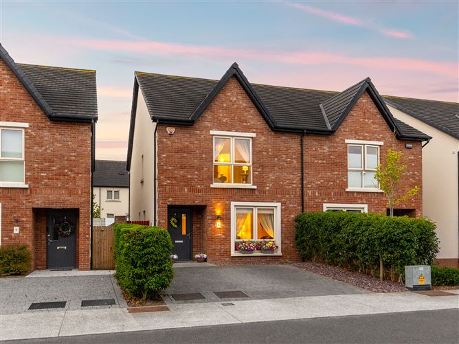 Photo 72 of 74 — 8 Whitethorn Place, Naas, Co. Kildare
