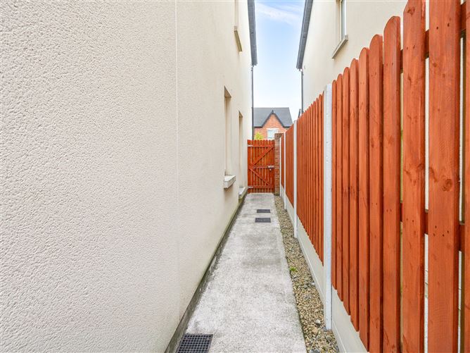Photo 67 of 74 — 8 Whitethorn Place, Naas, Co. Kildare