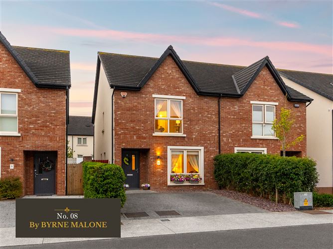 8 Whitethorn Place, Naas, Co. Kildare