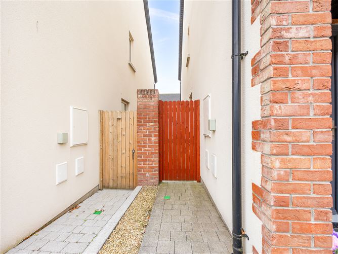 Photo 68 of 74 — 8 Whitethorn Place, Naas, Co. Kildare