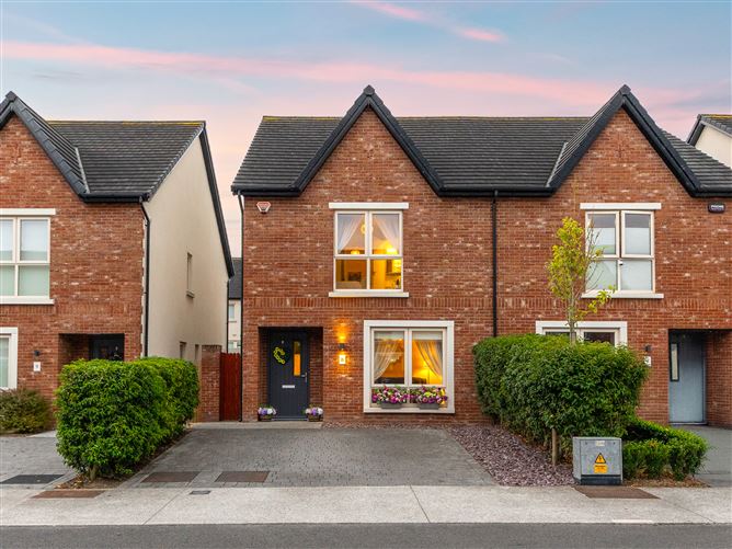 Photo 73 of 74 — 8 Whitethorn Place, Naas, Co. Kildare