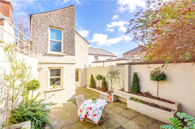 Oxford Farm, 9 Oxford Road, Ranelagh, Dublin 6