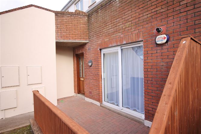 8 Mount Bellew Way, Lucan, Co. Dublin