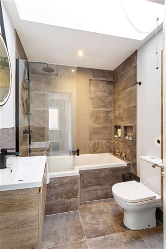 44 Ashbrook, Howth Road, Clontarf, Dublin 3