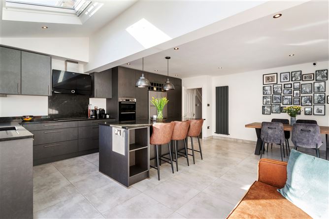 44 Ashbrook, Howth Road, Clontarf, Dublin 3