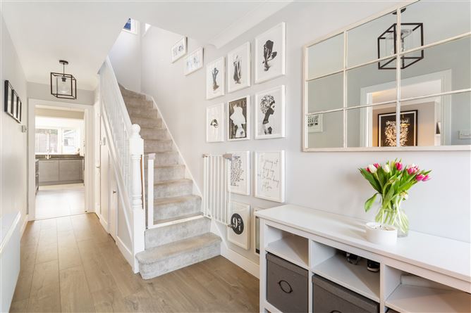 44 Ashbrook, Howth Road, Clontarf, Dublin 3