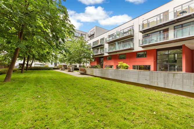 5 Block 5 Gallery Quay, Pearse Street, Grand Canal Dock, Dublin 2