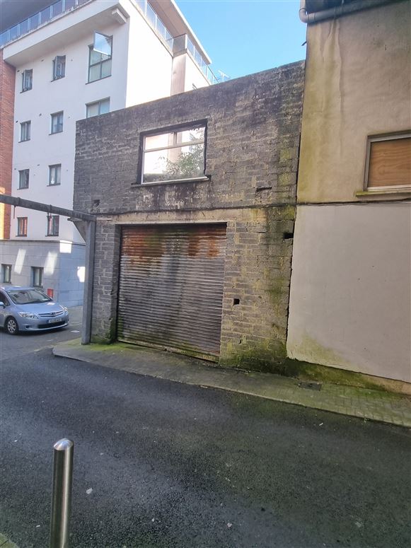 Hartstone Gate, Hartstone Street, City Centre (Limerick), Limerick City