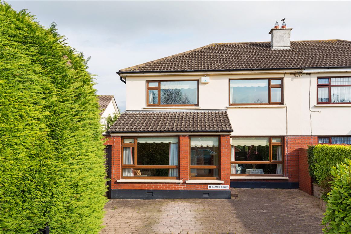 8 Barton Court, Barton Road East, Churchtown, Dublin 14