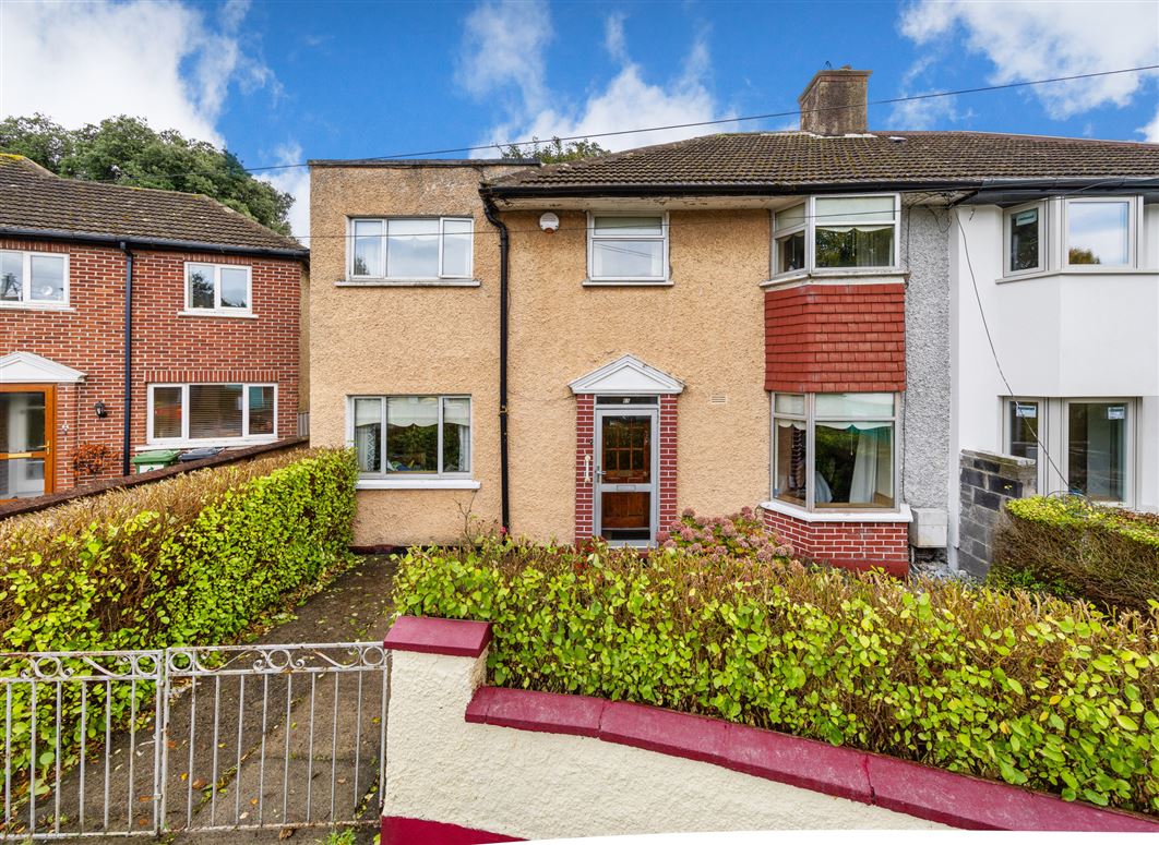 65 Hollybrook Grove, Clontarf, Dublin 3