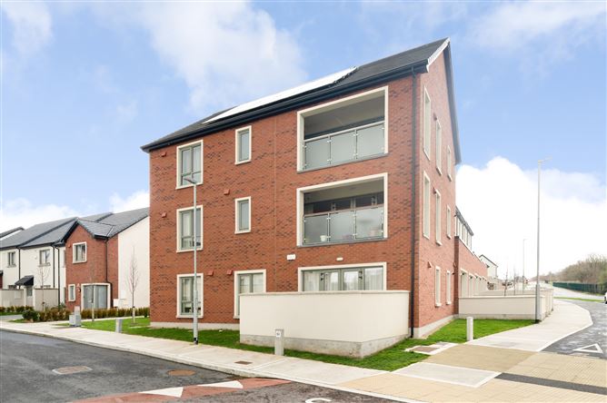 15 Newtown Walk, Kill, Co. Kildare