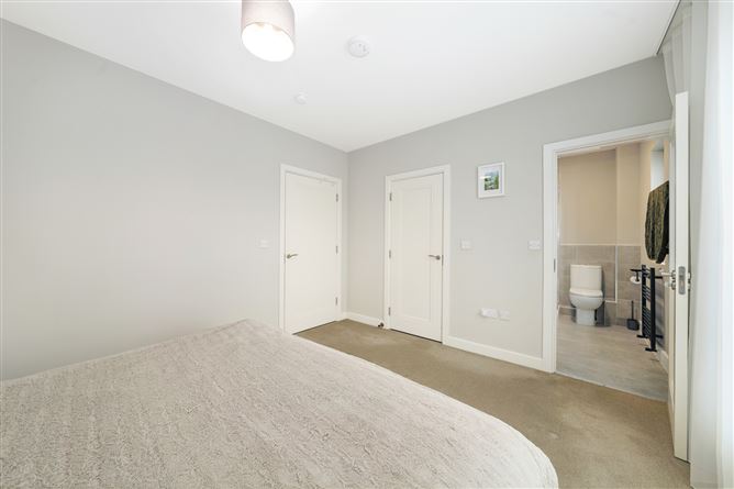 15 Newtown Walk, Kill, Co. Kildare
