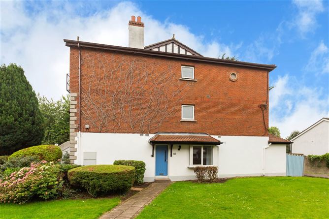 87 White Oaks, Roebuck Road, Clonskeagh, Dublin 14, County Dublin