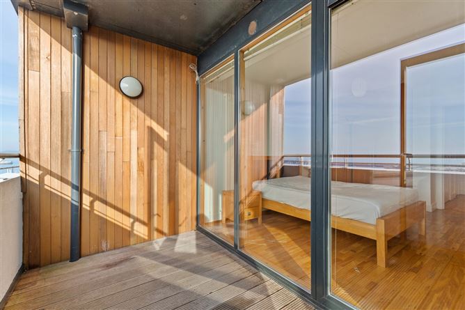 83 Harbour View, Harbour Square, Crofton Road, Dun Laoghaire