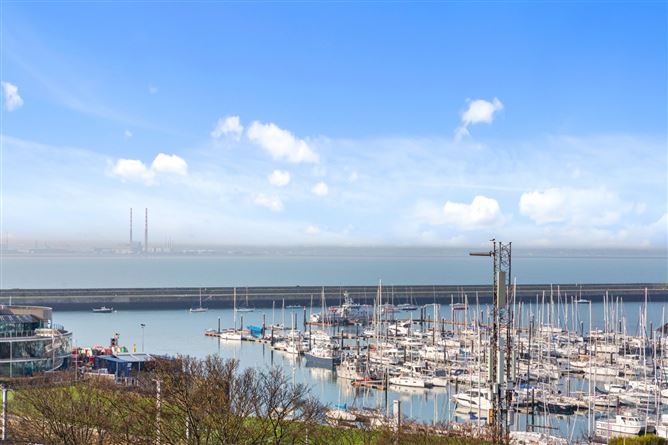 83 Harbour View, Harbour Square, Crofton Road, Dun Laoghaire