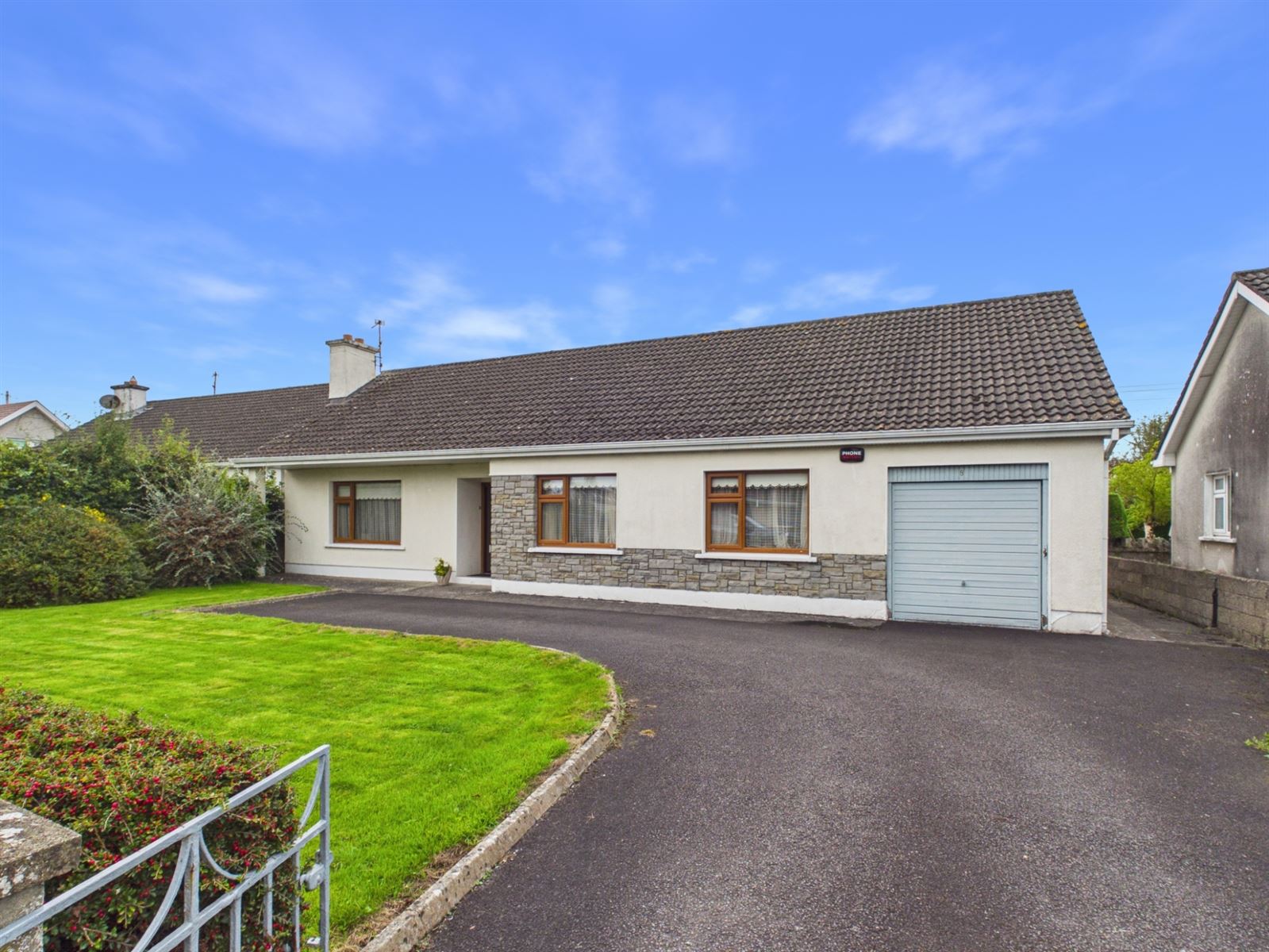 8 Oaklawn Drive, Nenagh, Co. Tipperary