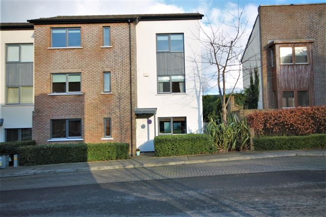 20 Hunters Crescent, Ballycullen, Dublin 24