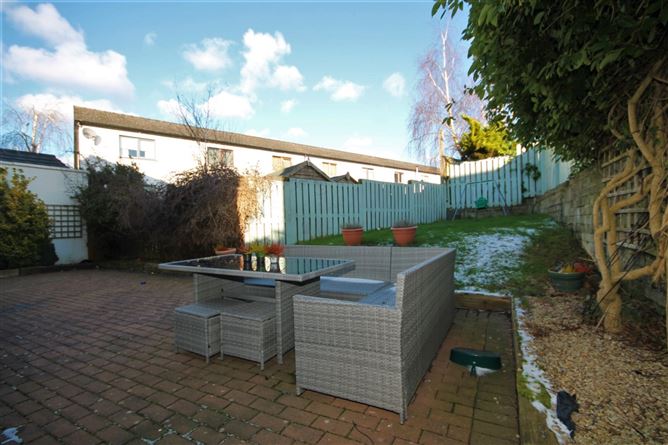 20 Hunters Crescent, Ballycullen, Dublin 24