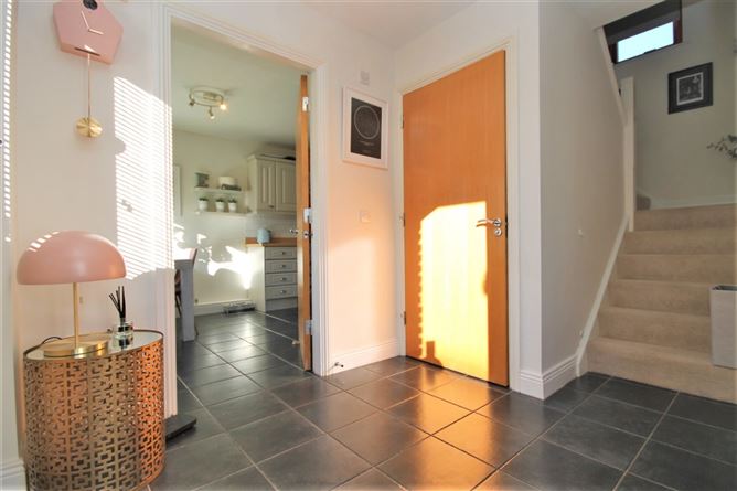 20 Hunters Crescent, Ballycullen, Dublin 24