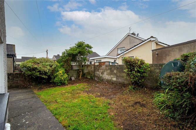 10 Townview, Mallow, Co. Cork.