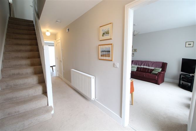 32 Knightsgate Crescent, Rush, County Dublin