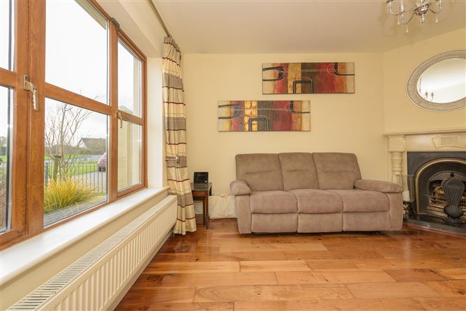 5 Ardnahinch Bay, Shanagarry, Midleton, East Cork