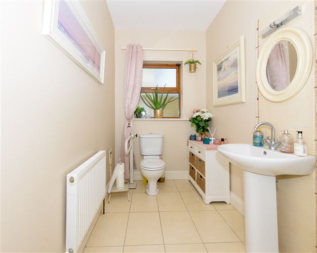 5 Ardnahinch Bay, Shanagarry, Midleton, East Cork