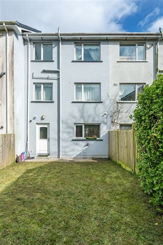 12 Beechwood Avenue, Cluain Ard, Newtown, Cobh, Cork