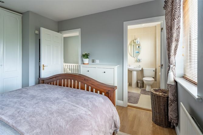 12 Beechwood Avenue, Cluain Ard, Newtown, Cobh, Cork