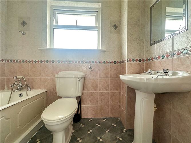 424 Tirellan Heights, Headford Road, Galway City