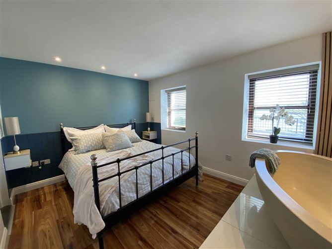 5 Worlds End, Kinsale, County Cork