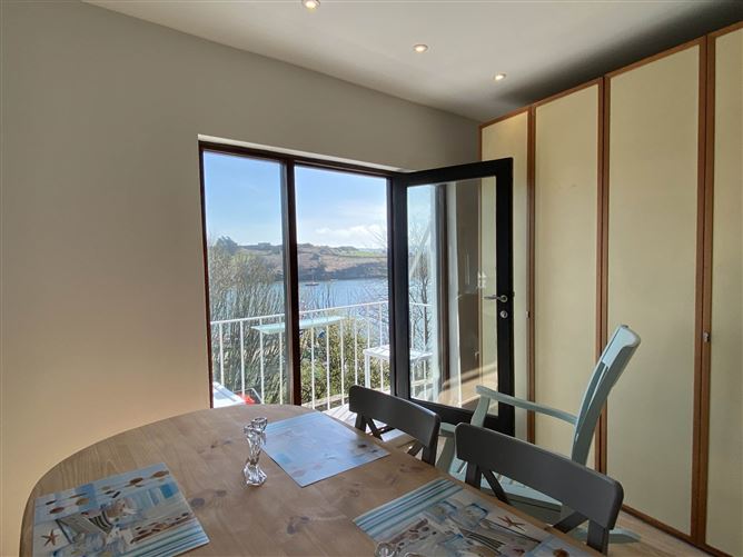 5 Worlds End, Kinsale, County Cork