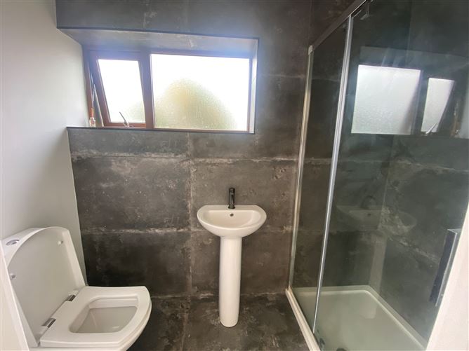 Studio Flat @ The Grove, Main Street, Daingean, Delgany, Co. Wicklow