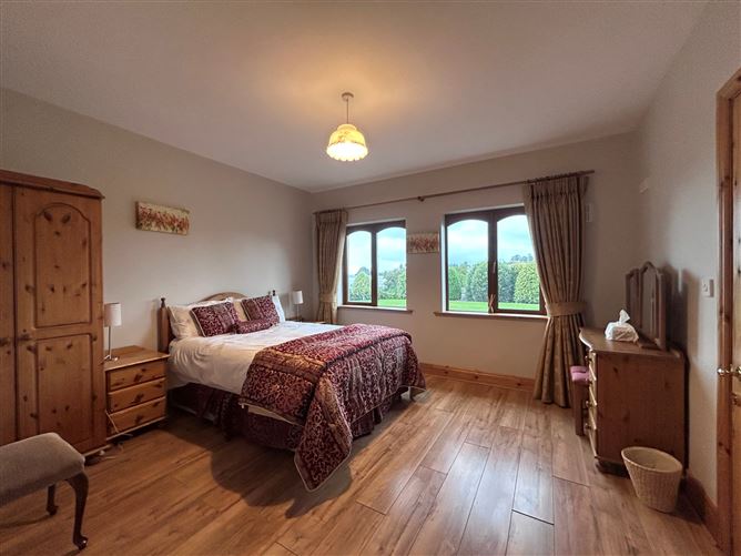 Teach Garbh Coil, Dualla Road, Cashel, Co. Tipperary