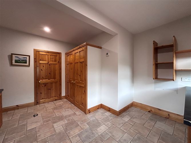 Teach Garbh Coil, Dualla Road, Cashel, Co. Tipperary
