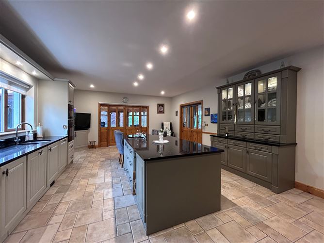 Teach Garbh Coil, Dualla Road, Cashel, Co. Tipperary