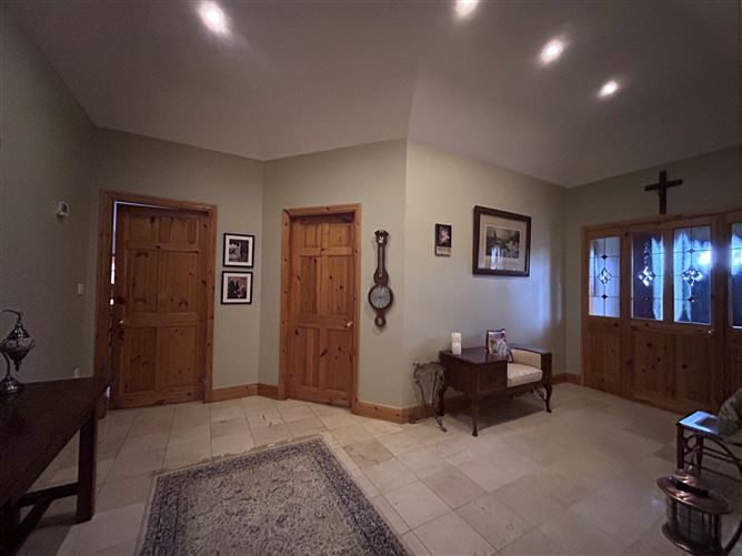 Teach Garbh Coil, Dualla Road, Cashel, Co. Tipperary
