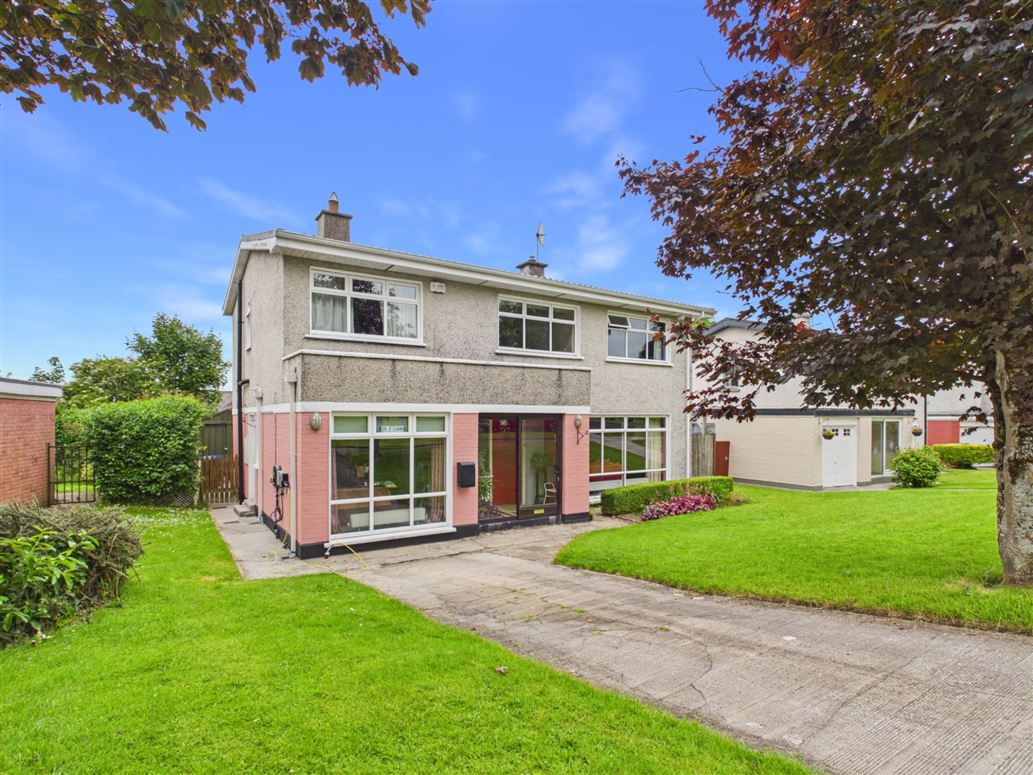 15 Knights Crescent, Nenagh, Co. Tipperary