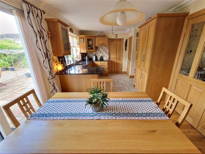 61 College Grove, Ennis, Co. Clare