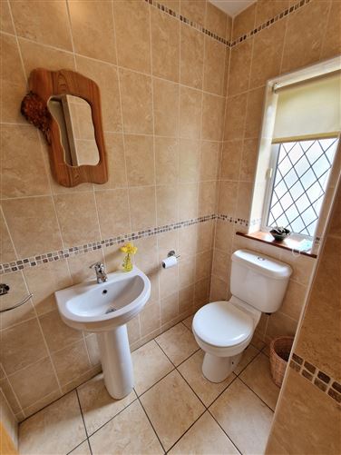 61 College Grove, Ennis, Co. Clare