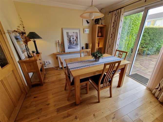 61 College Grove, Ennis, Co. Clare