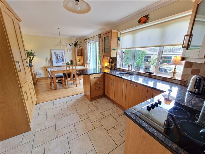 61 College Grove, Ennis, Co. Clare