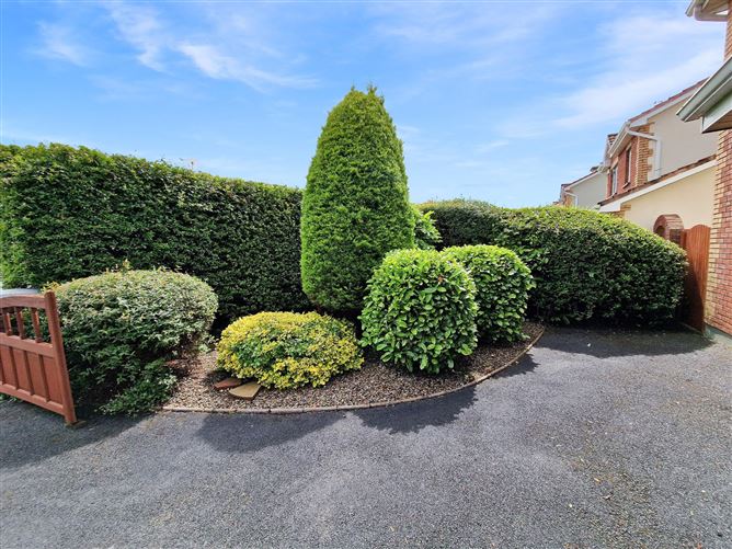 61 College Grove, Ennis, Co. Clare