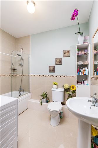 12 Ennis House, Clare Village, Malahide Road, Clarehall